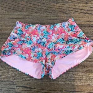 RARE lululemon reversible floral swim shorts